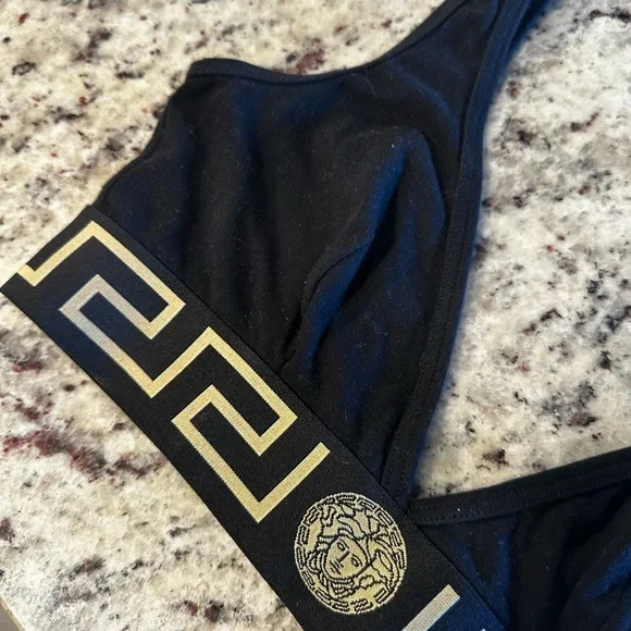 GRECA BORDER TRIANGLE BRALETTE - Picture 6 of 8